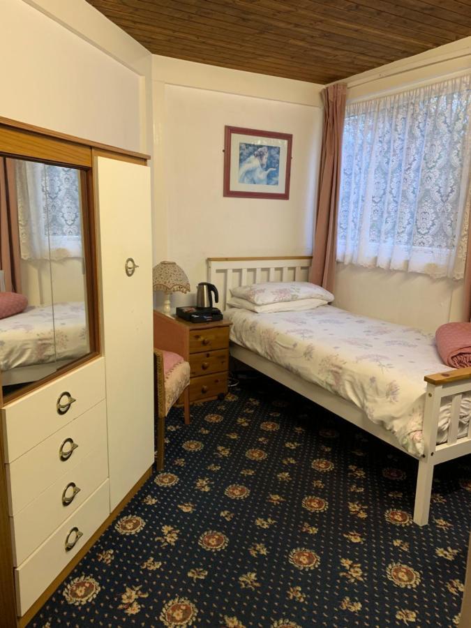 Hafan Y Coed - Haven Of Trees Bed & Breakfast Abercraf Exterior foto